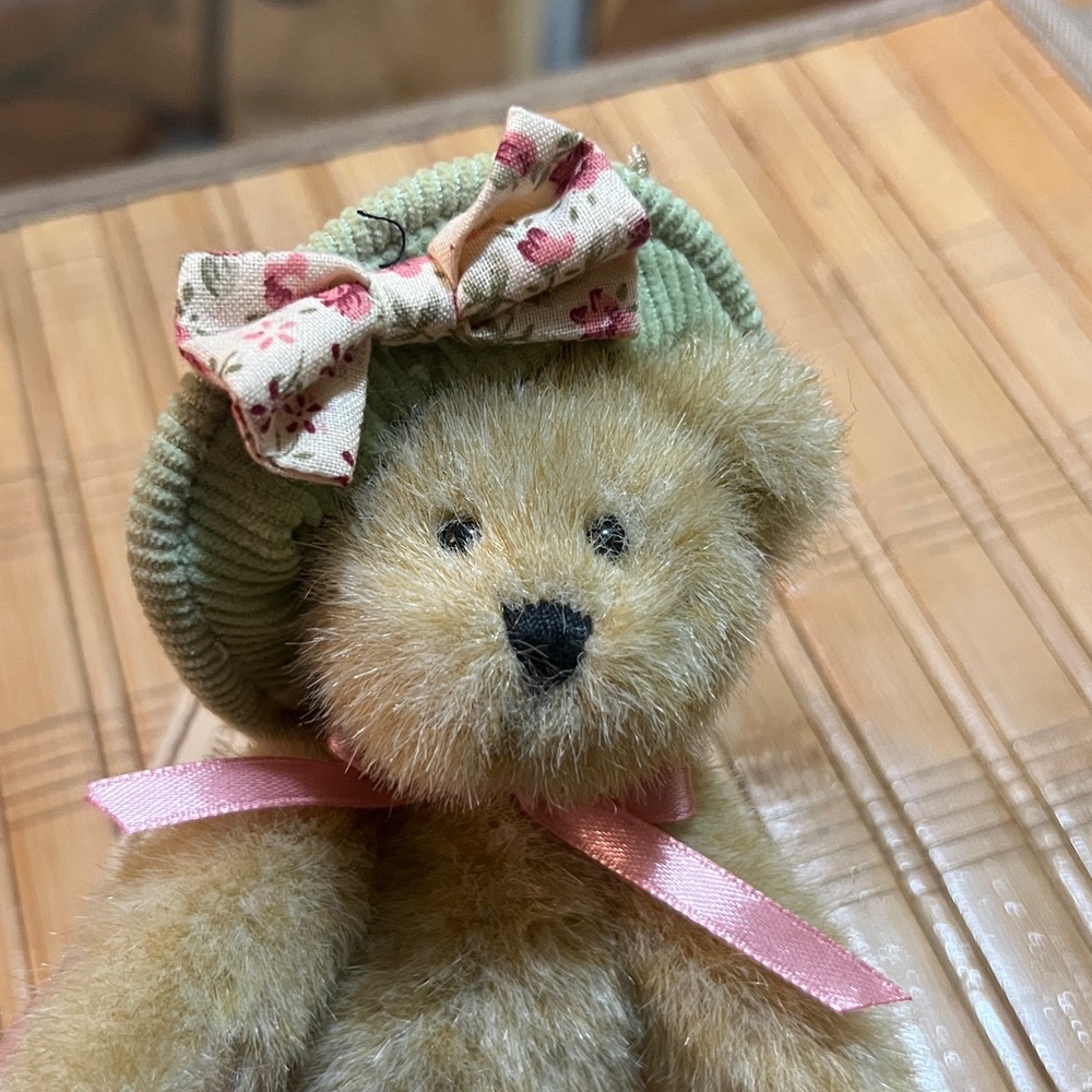 BOYDS BEARS.